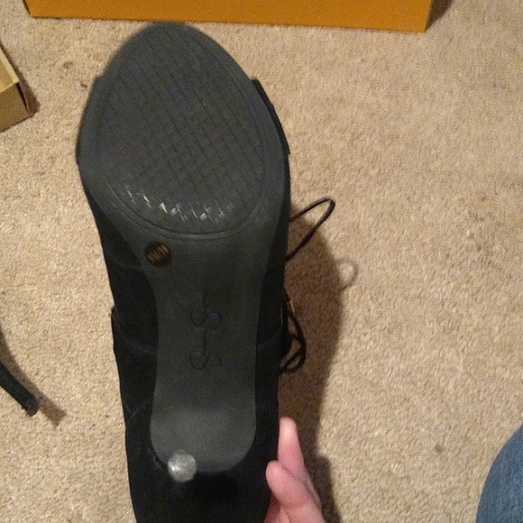 Jessica Simpson Black lace- up stilletto - Picture 4 of 7